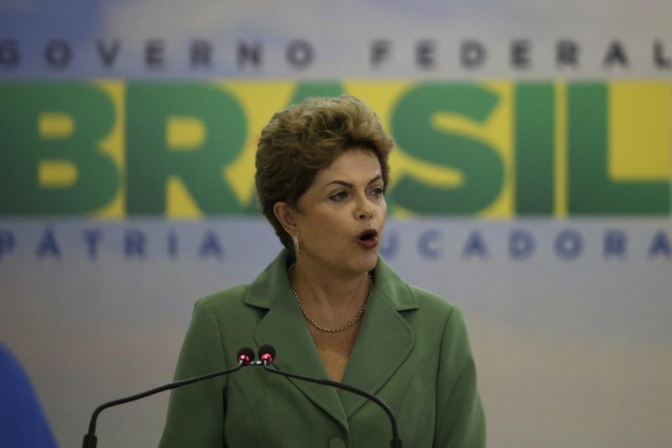 “O ajuste fiscal é imprescindível para o Brasil voltar a crescer”, reforçou Dilma nesta terça (2) | Fernando Bizerra Jr./EFE