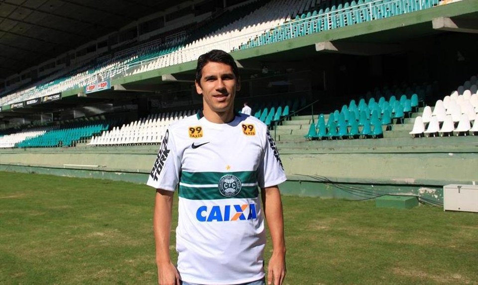 Lúcio Flávio assinou até o fim de 2015 com o Coritiba. | Divulgação/Coritiba