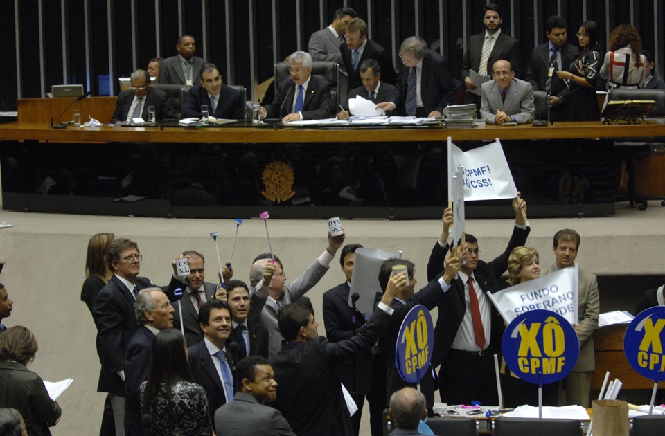 Deputados na votação de 2008 que tentou, sem sucesso, recriar a CPMF com o nome de Contribuição Social para a Saúde (CSS). | Laycer Thomaz/Divulgação Câmara