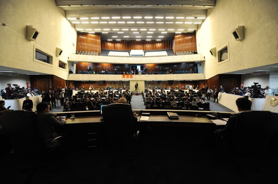 Plenário da Assembleia: oposição contra-ataca. | Pedro Oliveira/Alep