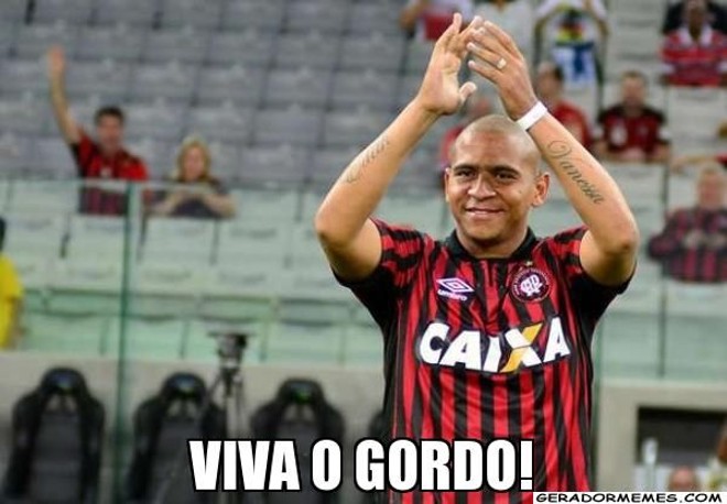 Principal jogador do Alético, o atacante Walter é um dos alvos preferidos da torcida alviverde. |