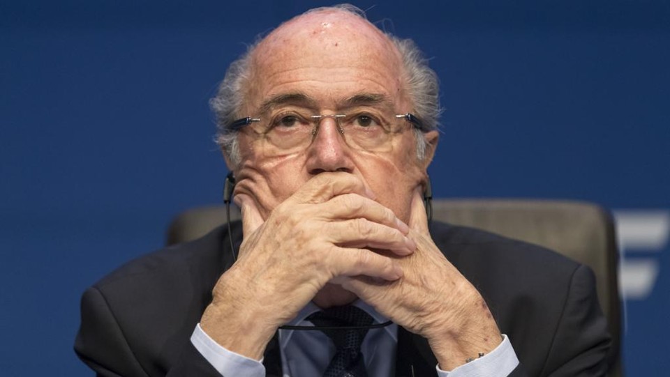 Blatter recebeu o pedido para dizer com a mão sobre o coração quais são suas intenções à frente da Fifa. | Alessandro Della Bella/Getty Images