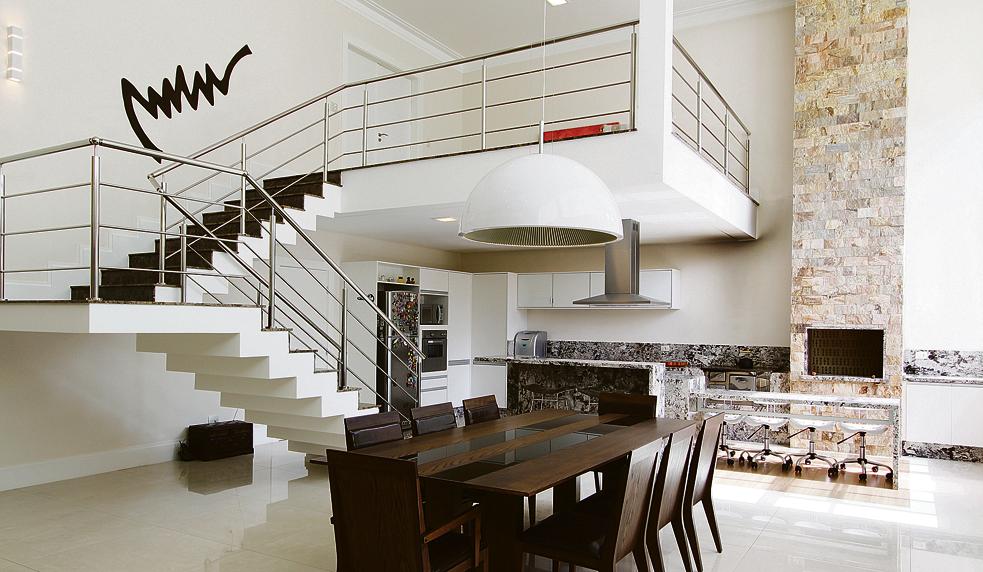 Instalação de guarda-corpo e corrimão em residências e espaços comerciais segue critérios de segurança da Associação Brasileira de Normas Técnicas (ABNT). | Divulgação