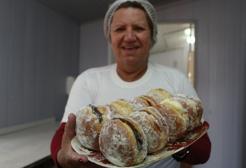 Produção certificada garante a qualidade dos Sonhos Alfa, que planeja atuar também no atacado. | Aniele Nascimento/Gazeta do Povo
