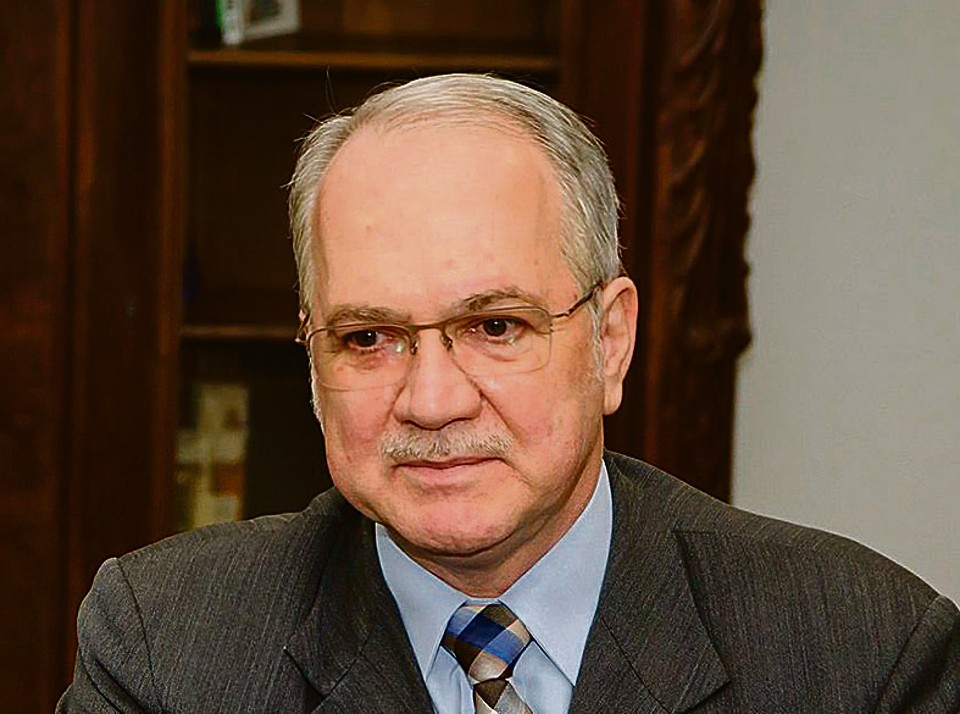 Fachin conversou pela primeira vez com a imprensa local após ter a indicação para o STF aprovada. | Marcos Solivan/UFPR