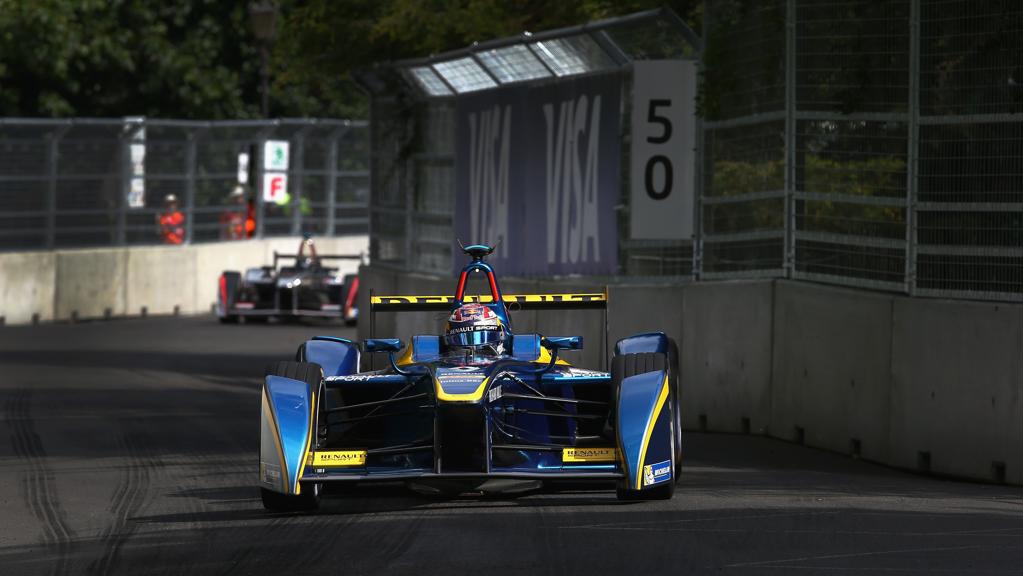Sebastien Buemi venceu pela terceira vez na temporada de estreia da Fórmula E. | Mark Thompson/Getty Images