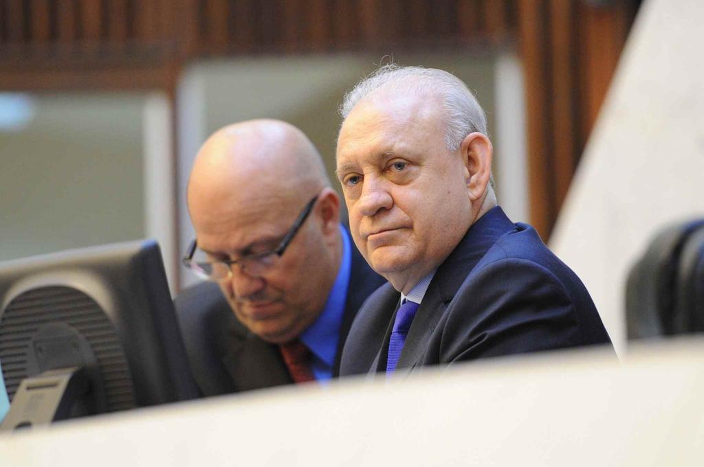 Romanelli com Traiano: governistas esperavam que a votação favorável ao projeto seria unânime na Assembleia. | Pedro Oliveira/Alep