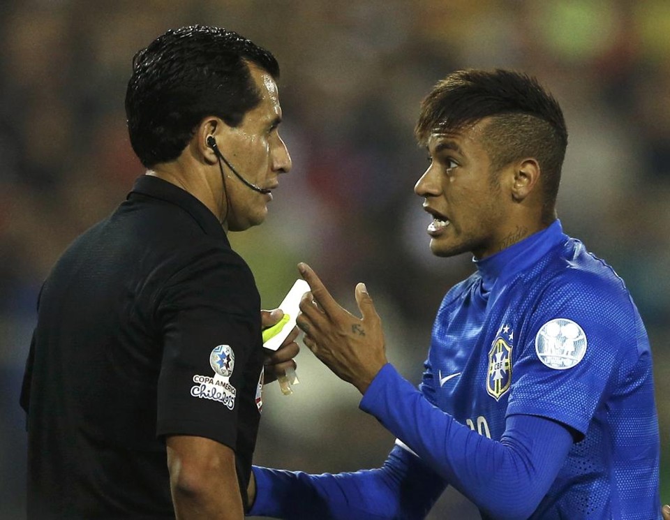 Além de desfalcar a seleção na Copa América, Neymar agora vai ficar de fora das partidas iniciais das Eliminatórias. | IVAN ALVARADO/REUTERS
