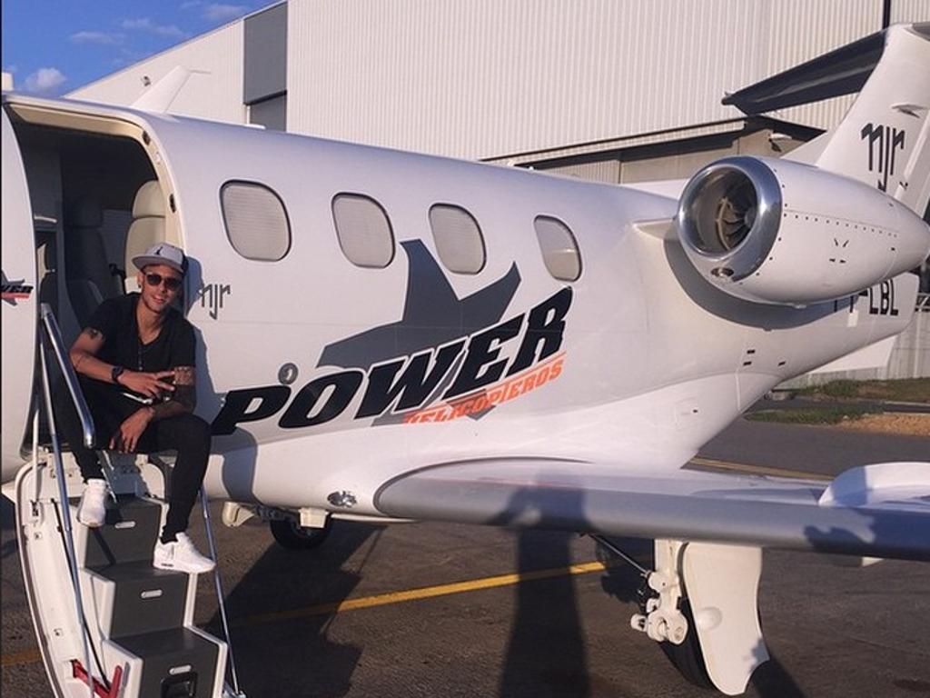 Neymar usou jato particular para se juntar à seleção brasileira em Porto Alegre. | Reprodução/Instagram