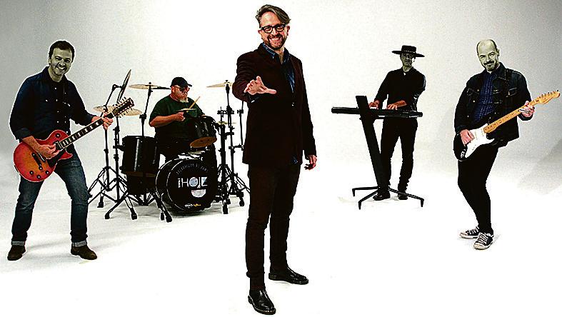 Grupo vai lançar um novo disco de inéditas em cerca de 20 dias. | Marcelo Amaral/Divulgação