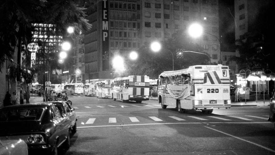 Dezenas de ônibus com torcedores do Coritiba deixaram Curitiba na noite de 30 de julho rumo ao Rio de Janeiro. | Arquivo/Gazeta do Povo