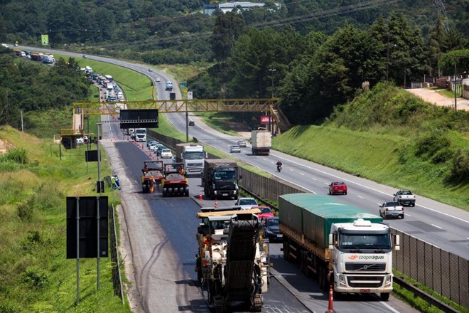 Empresas que administram parte da rodovia investem na melhoria das condições da pista. |