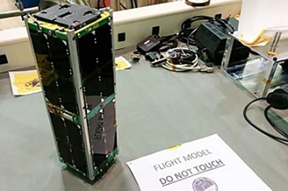 Desafio da missão brasileira com o nanossatélite é o desafio é provar a capacidade desses pequenos dispositivos na transmissão dados. | Divulgação/AEB