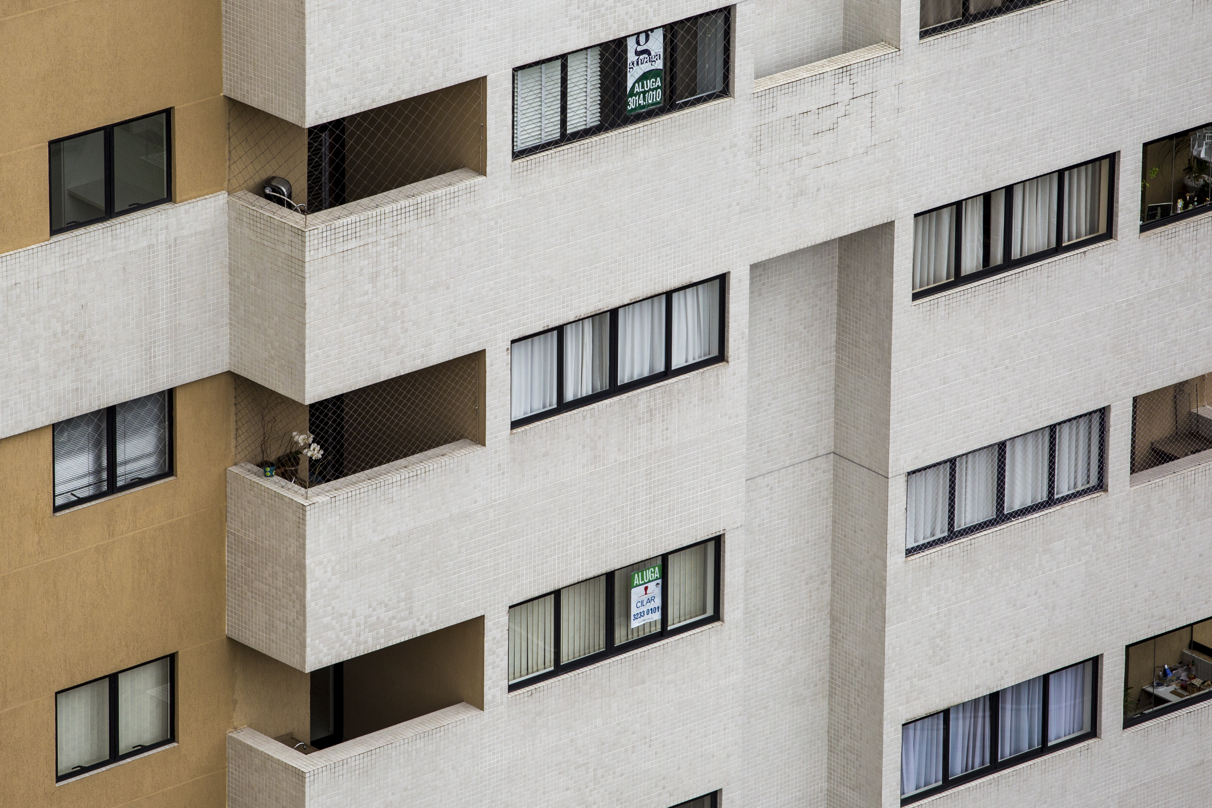 Diante do grande número de unidades residenciais disponíveis, tempo médio de locação subiu 26 dias. | Brunno Covello/Gazeta do Povo