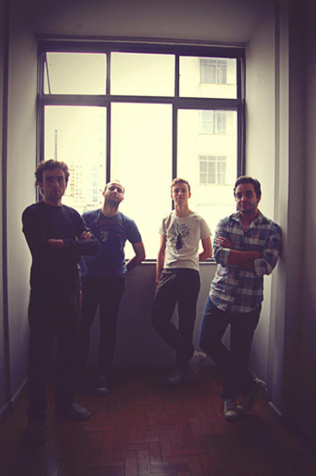 A mineira Lupe de Lupe reúne influências que vão do noise ao punk. | /Divulgação