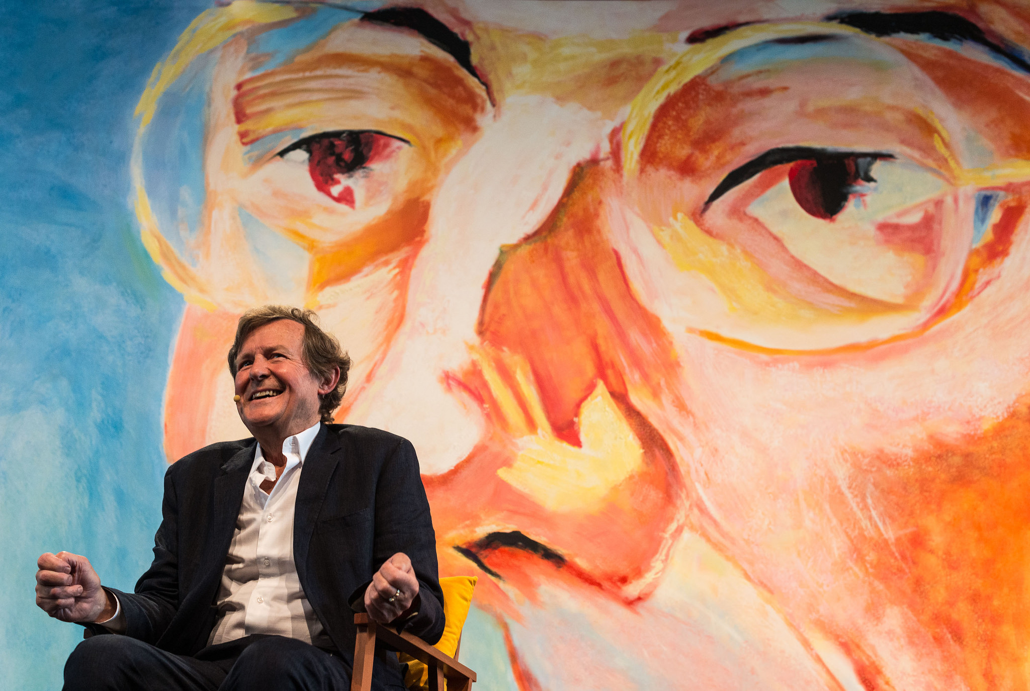 David Hare durante palestra na Flip | Walter Craveiro/Divulgação