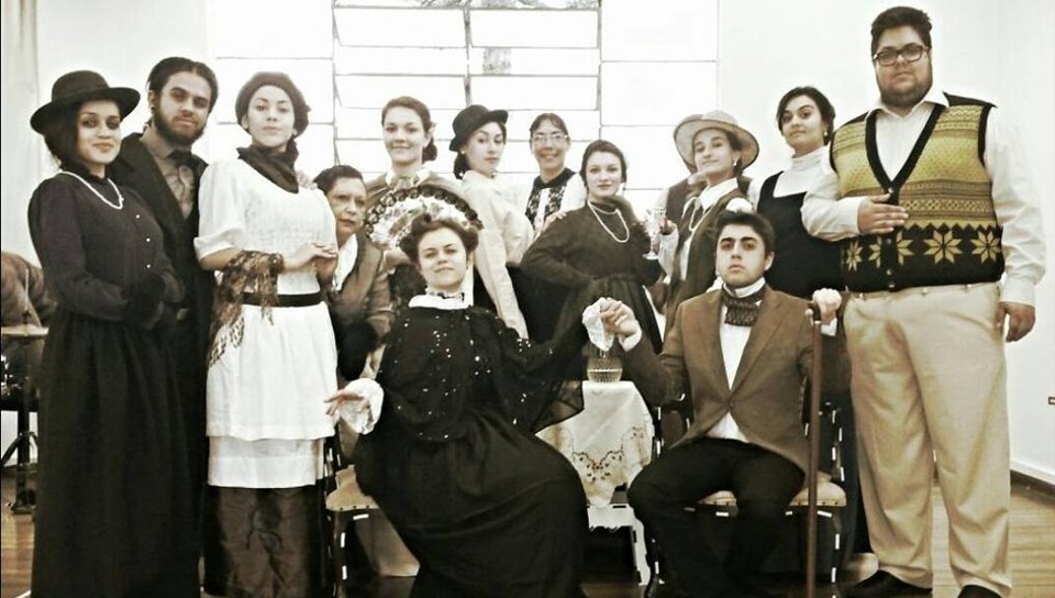 Grupo faz show musical com texto de época. | Divulgação