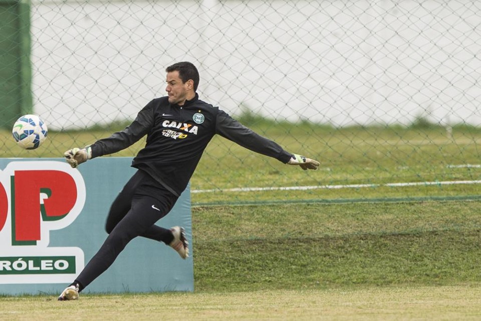 Wilson se oferece para tentar acabar com jejum de gols de falta no Coxa | Marcelo Andrade/Gazeta do Povo