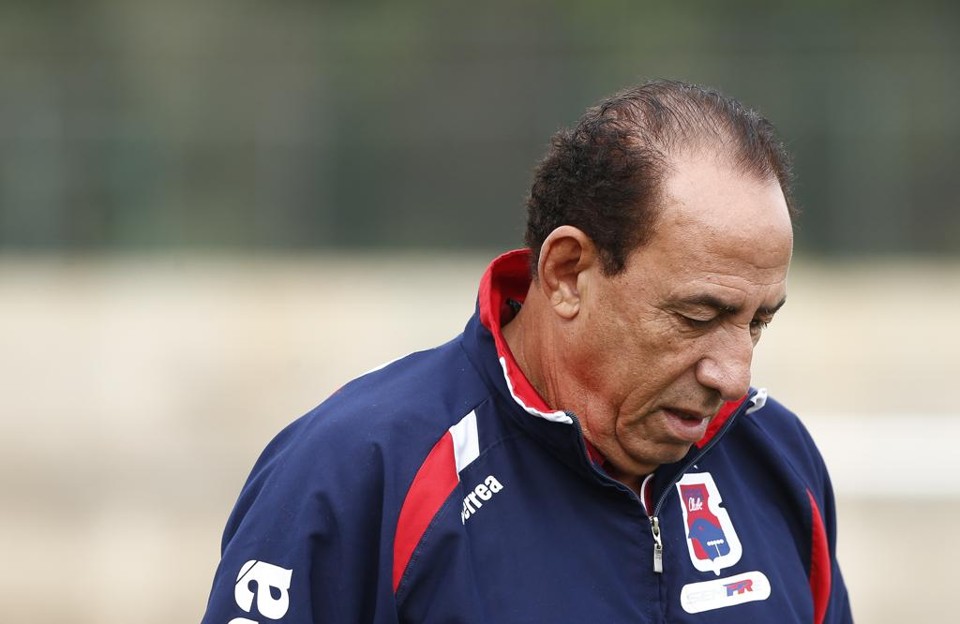 O técnico Nedo Xavier não resistiu à má campanha do Paraná na Segunda Divisão do Brasileiro. | Hugo Harada/Gazeta do Povo