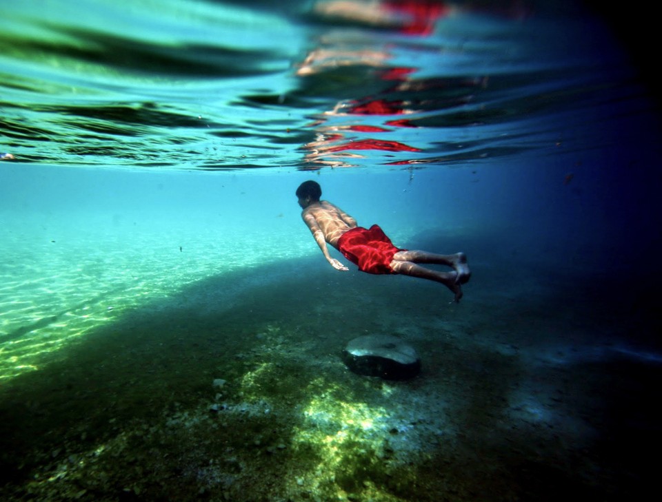 Piscina dos Padres, em Almirante Tamandaré, garantiu um refresco no verão de 2015. | Daniel Castellano/Gazeta do Povo