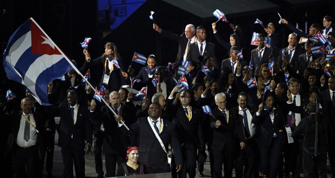Atletas cubanos. | Javier Etxezarreta/EFE
