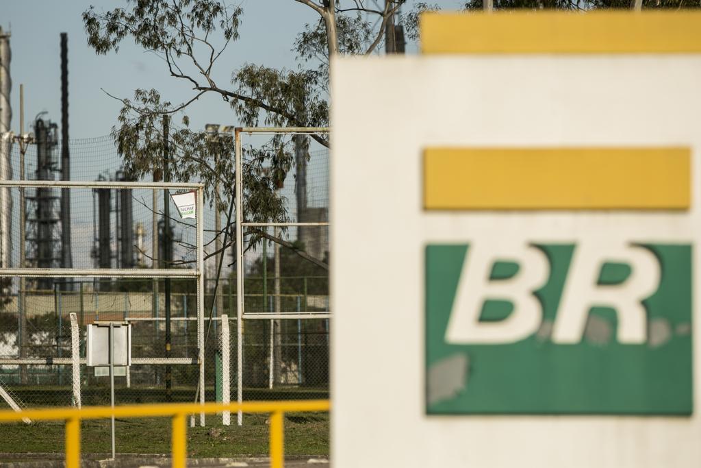O aumento do gás se dá num momento delicado da Petrobras, envolvida nos escândalos de corrupção e em meio a dificuldades financeiras | Marcelo Andrade/
Gazeta do Povo