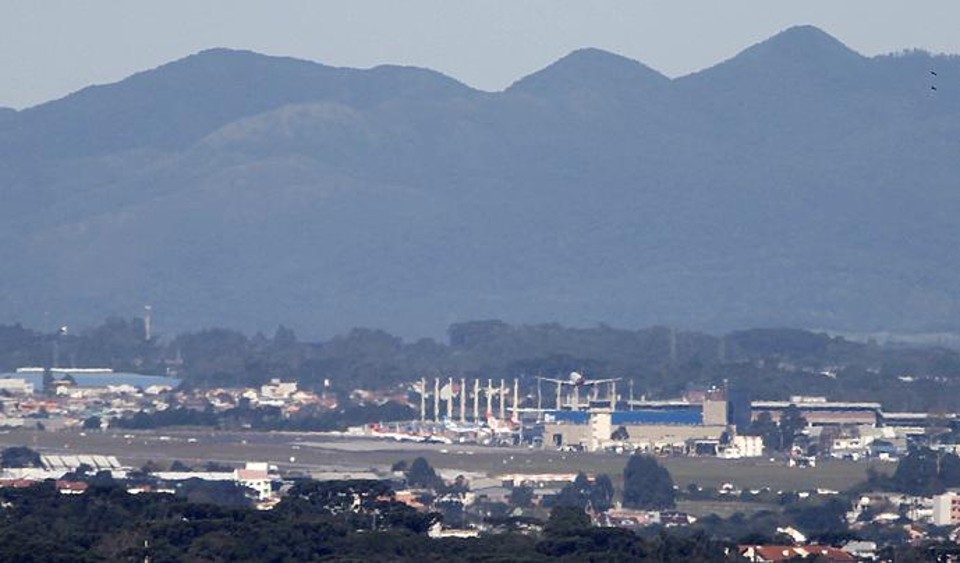 Movimentação aeroportuária e desembaraço aduaneiro ajudam São José dos Pinhais a elevar seu PIB e justificar o pedido de abertura de duas varas da Justiça Federal. | Jonathan Campos/Gazeta do Povo