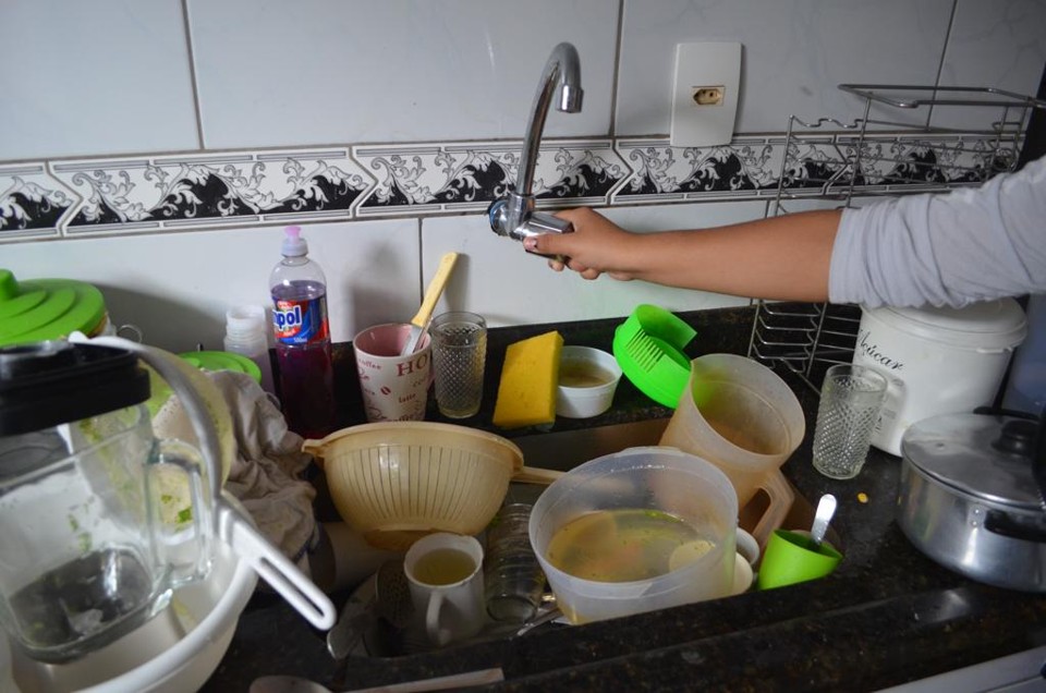 Mais de 140 mil moradores tiveram o abastecimento de água interrompido desde quarta-feira, 22 | Débora Mariotto Alves