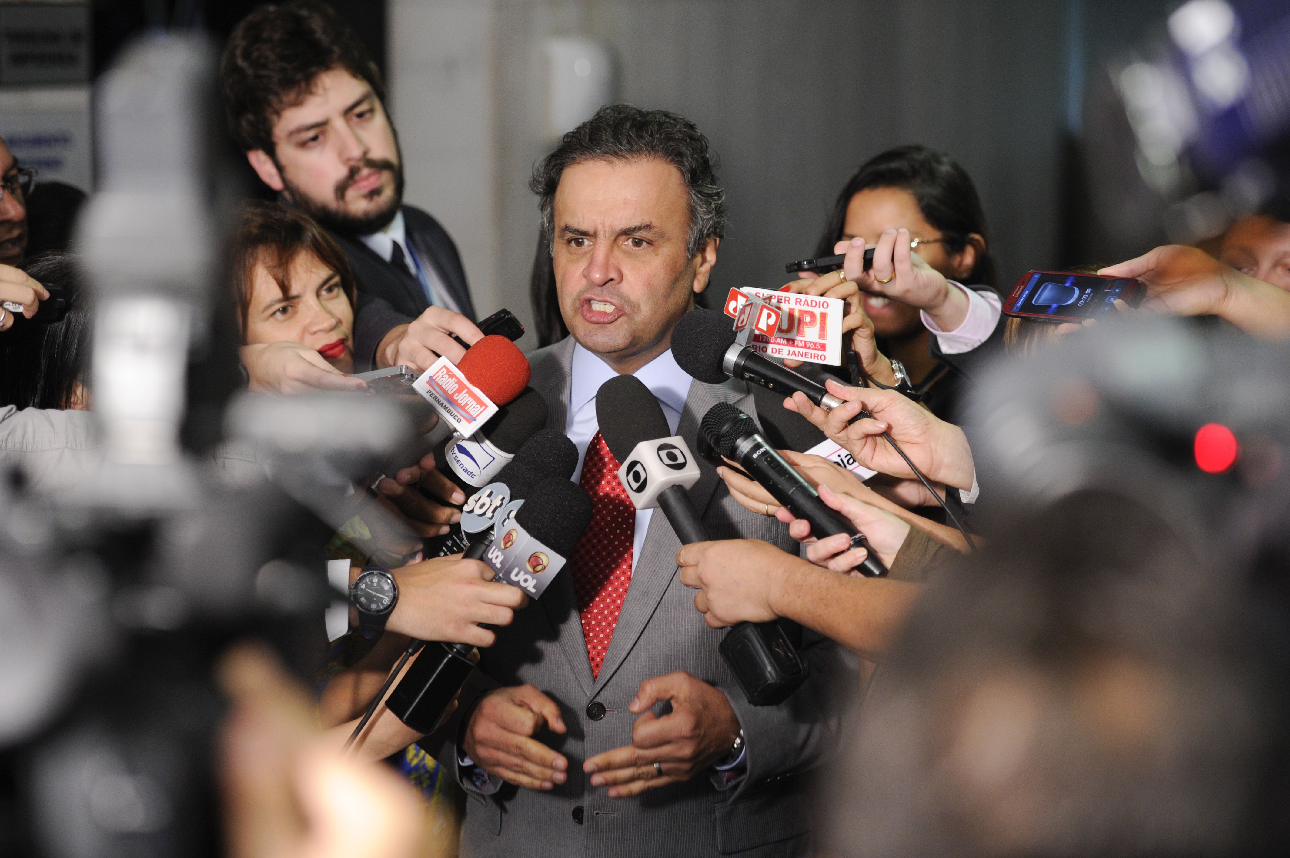 Aécio Neves aparece com 35% em um cenário com Lula na disputa. | Pedro França
/Agência Senado