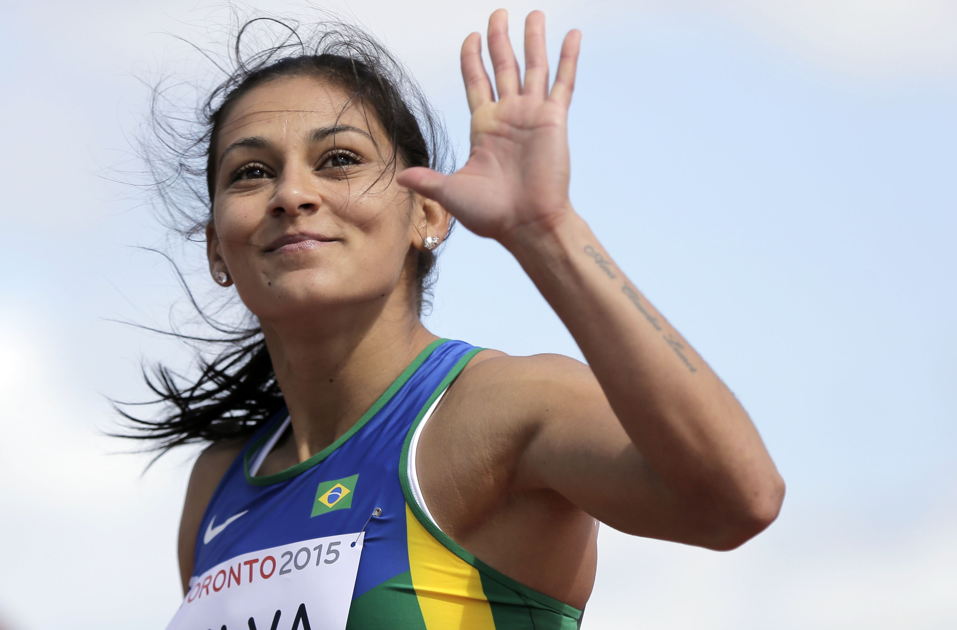 Durante os 100 m de sua eliminatória, o vento era de 4 m/s, quando o permitido é, no máximo, 2m/s | Erich Schlegel/USA Today Sports