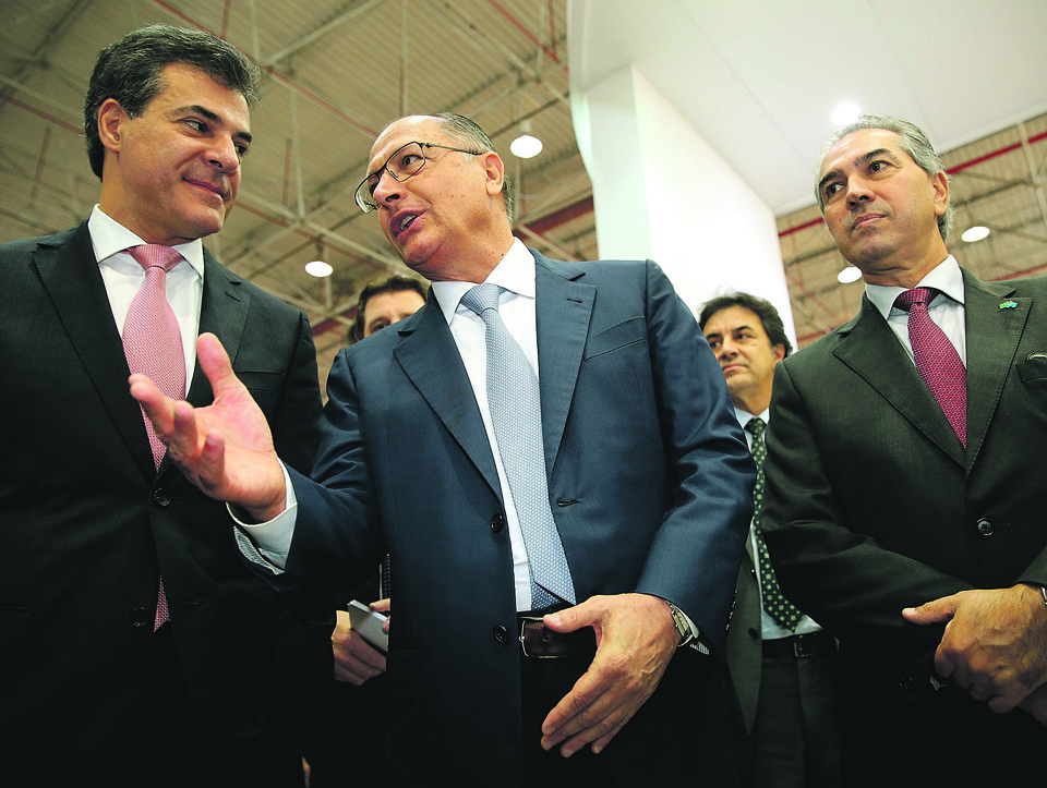 Richase encontrou com o governador de São Paulo, Geraldo Alckmin, que é adversário de Aécio na disputa para ver quem será o candidato tucano à Presidência em 2018. | Eduardo Knapp/Folhapress