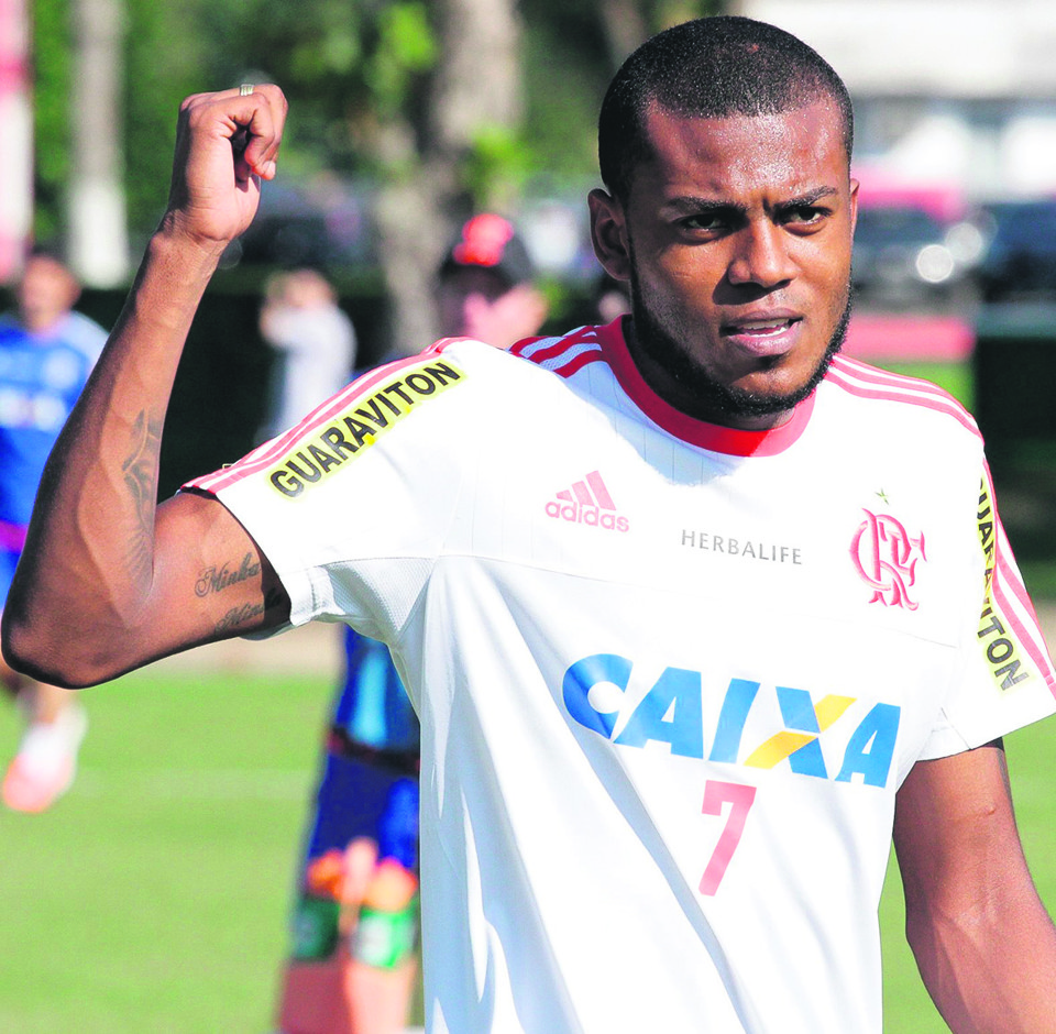Câmbio pode valorizar mais Marcelo, hoje no Flamengo, que teve parte dos direitos vendido a grupo de investidores. | Gilvan de Souza/ Flamengo