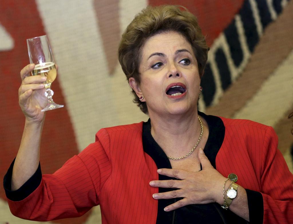 Dilma quer que eles atuem em suas bancadas no Congresso para impedir que projetos que custem caro aos cofres públicos sejam aprovados no Legislativo | UESLEI MARCELINO/REUTERS