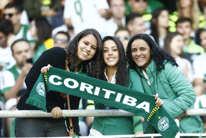 Antes do jogo, a torcida do Coxa estava confiante na vitória. | Hugo Harada/Gazeta do Povo