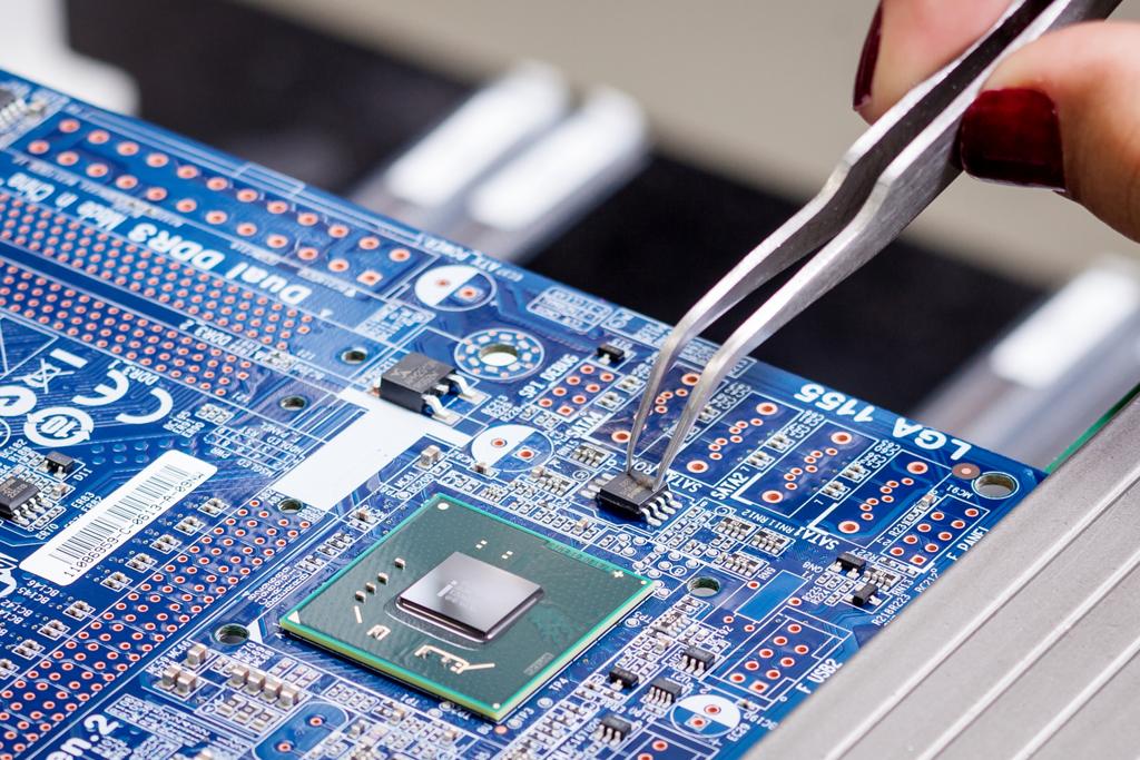 Fábrica em Kigali marca entrada da Positivo BGH no continente africano. | Fernando Dias