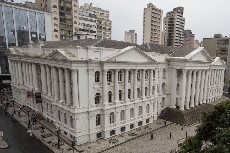 UFPR: servidores técnico-administrativos estão em greve. | Henry Milleo/Gazeta do Povo