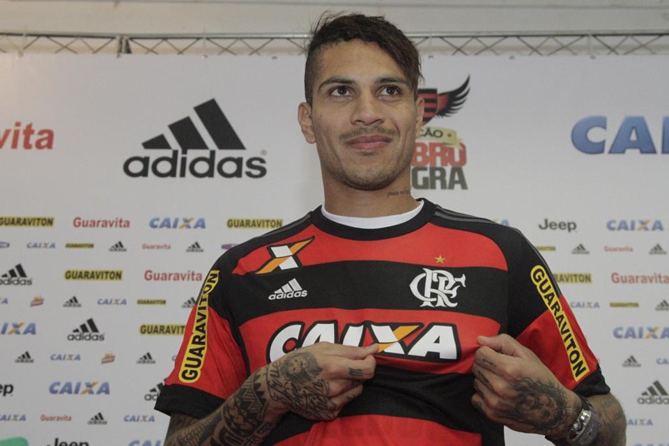Com apresentação discreta, Guerrero chega ao Flamengo pronto para jogar Atacante Guerrero diz que a velocidade de seus companheiros de Flamengo irá beneficiá-lo. | Gilvan de Souza/Flamengo