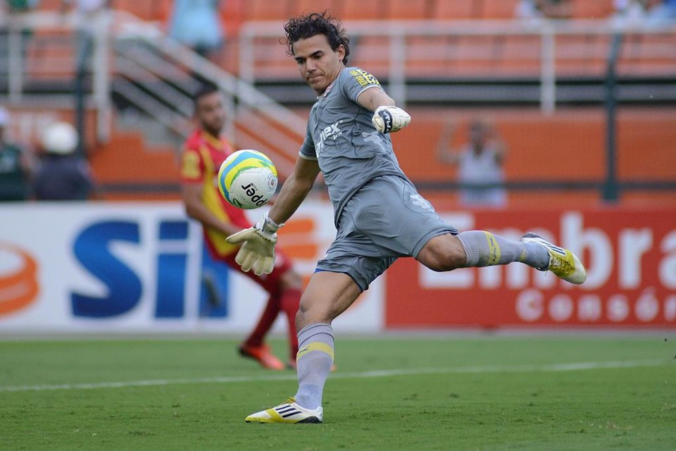Felipe Alves foi escolhido a dedo pelo técnico Fernando Diniz por saber jogar com os pés. | Renato Silvestre/Audax