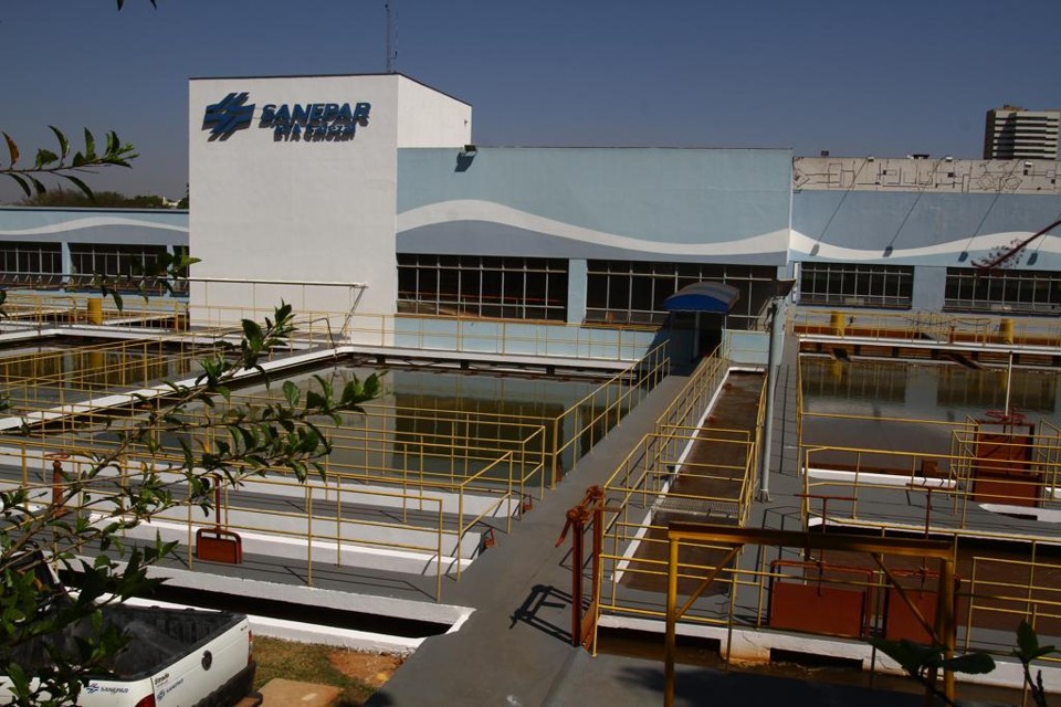 Pedido de reajuste extraordinário da Sanepar é de 8% Estação de tratamento da Sanepar em Londrina: custo de operação maior por causa da conta de luz. | Roberto Custódio/Jornal de Londrina