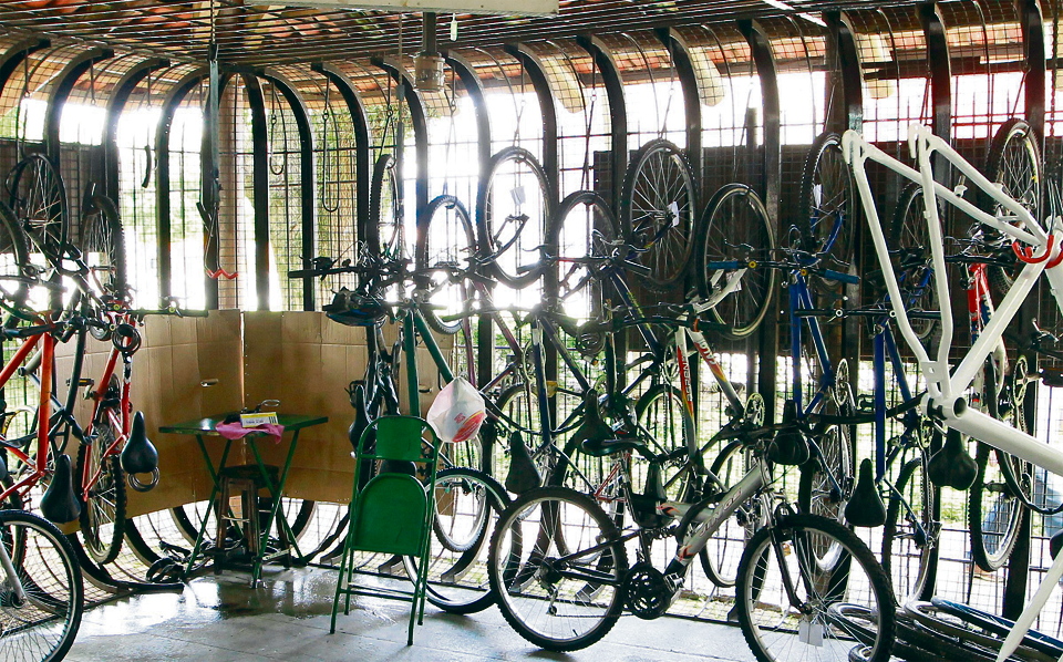 Londrina tem cerca de dez estacionamentos para bikes, mas é preciso dobrar a quantidade. | Roberto Custódio/Jornal de Londrina