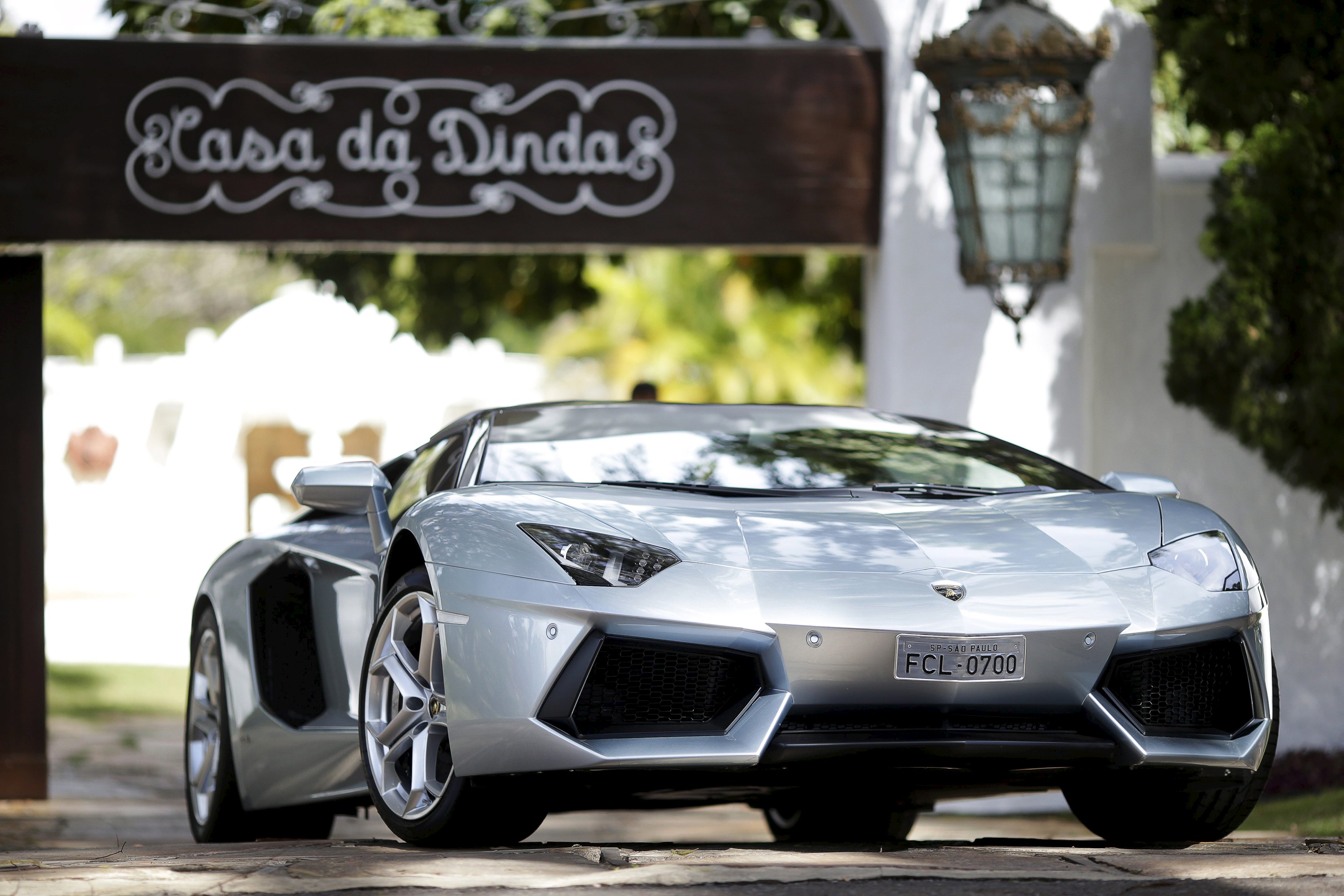Lamborghini de Collor é avaliada em R$ 3,8 milhões: segundo carro mais caro vendido no país. | Ueslei Marcelino/Reuters