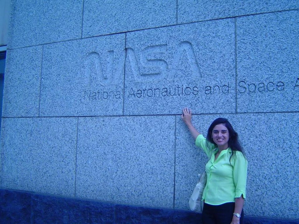 Ainda criança, em Curitiba, Norma já sonhava em estudar na Nasa. | Arquivo pessoal