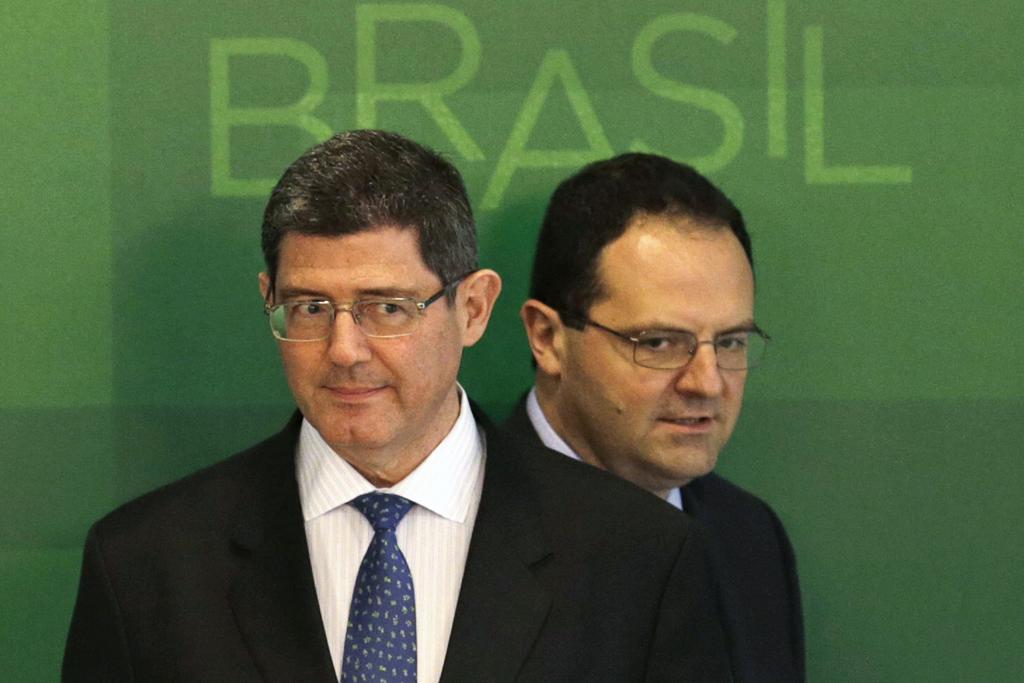 Divergências entre Levy e Barbosa ficam cada vez mais evidentes. | Ueslei Marcelino/Reuters