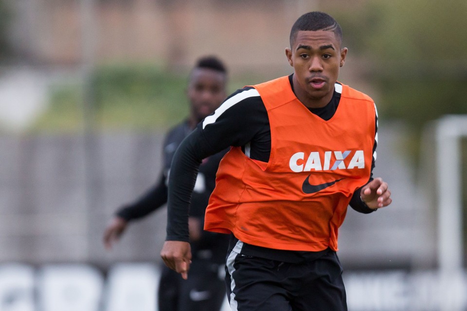 O atacante Malcom, 18, do Corinthians, é suspeito de ter comprado sua carteira de habilitação | Rodrigo Gazzanel/Folhapress