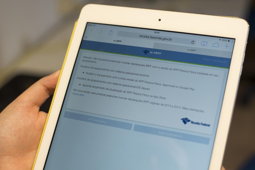 A ideia é permitir que o contribuinte possa incluir aos poucos, ao longo do ano, as informações que devem ser apresentadas ao fisco | Henry Milleo/Gazeta do Povo