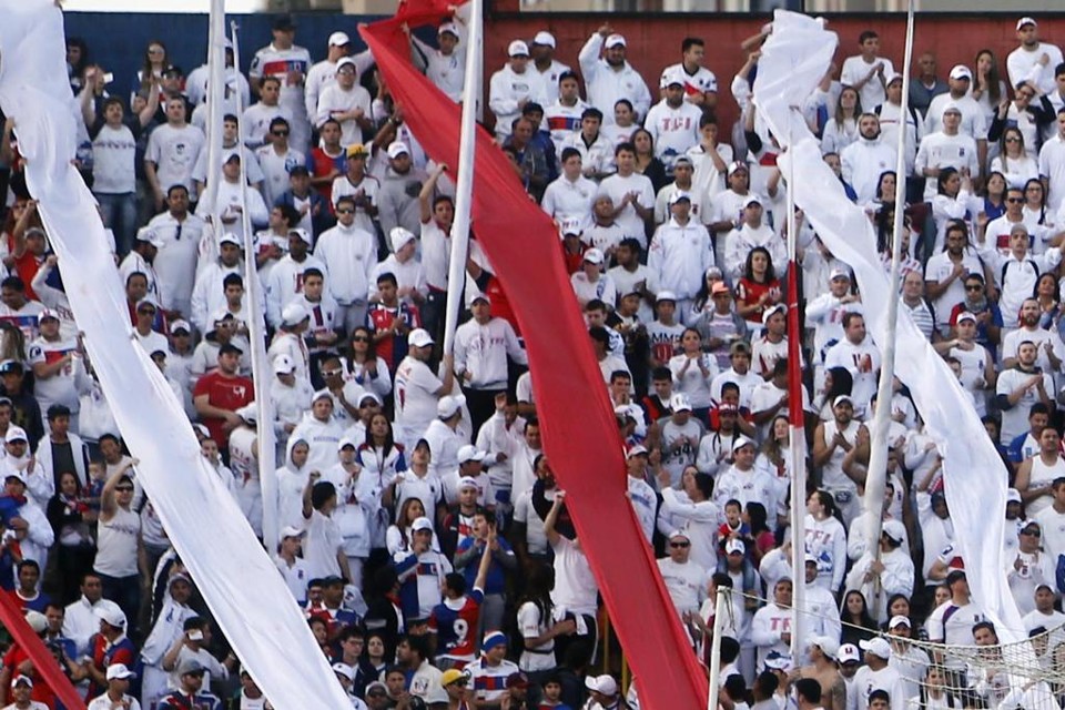 Paraná pediu um estádio com 40 mil lugares para a prefeitura em negociação para ceder o terreno da Vila Capanema. | Albari Rosa/Gazeta do Povo