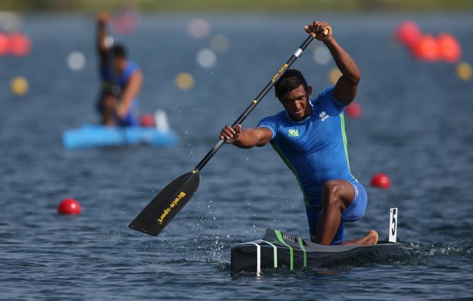 Único medalhista de ouro da canoagem brasileira neste Pan, Isaquias Queiroz vence a prova do C1 1.000 m. | Sergio Dutti/Exemplus/COB