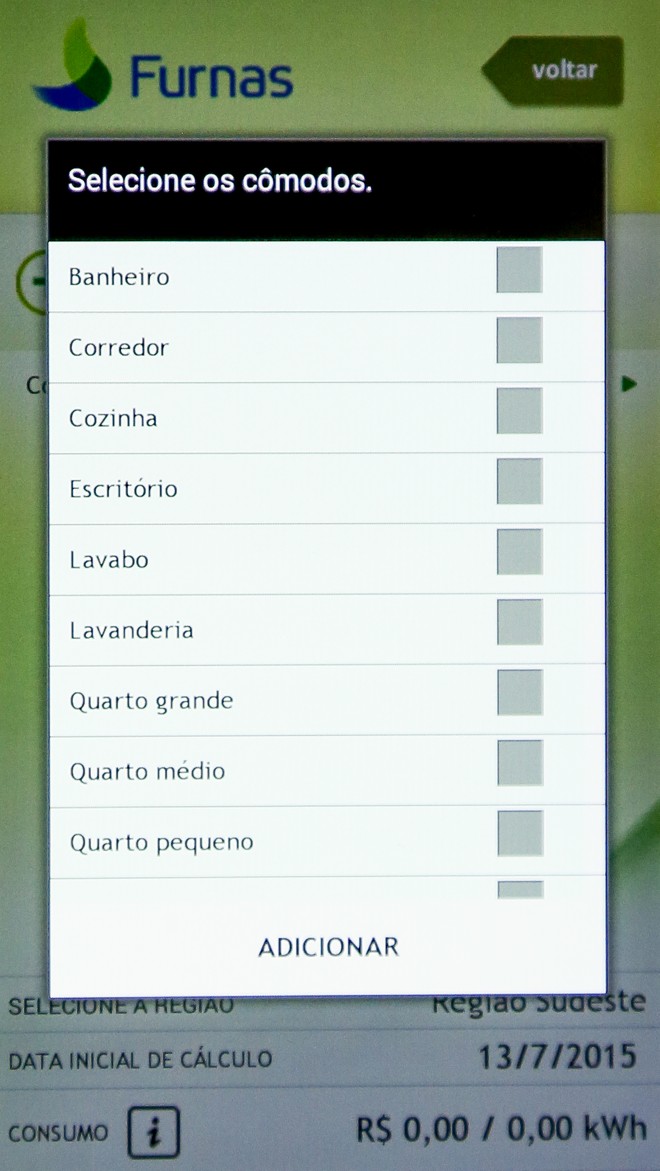 O app Casa Virtual Furnas é uma ferramenta para quem deseja economizar energia em casa. Desenvolvido pela companhia estatal, ele simula o consumo dos aparelhos elétricos dos cômodos, possibilitando que o usuário descubra quais gastam mais energia, além de dar dicas sobre como reduzir o consumo. O aplicativo também estima o valor da conta de luz e permite utilizar o telefone como lanterna. O download é gratuito para aparelhos com sistemas Android e iOS. | Hugo Harada/Gazeta do Povo