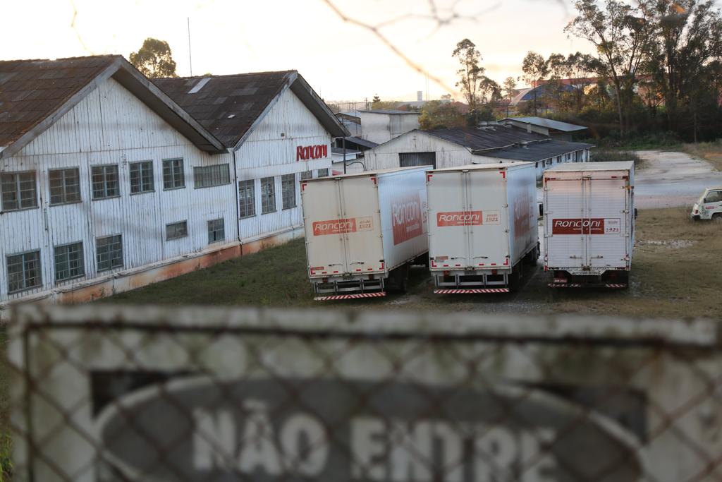 Fábrica da Ronconi na Estrada da Graciosa, em Colombo: empresa encerrou as atividades em janeiro deste ano | Ivonaldo Alexandre/Gazeta do Povo