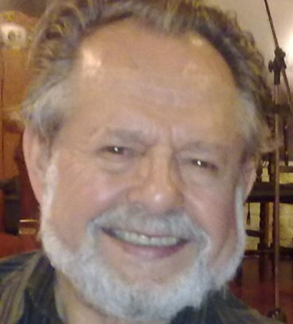 Adires Gomes de Barros: as viagens e as esculturas com a prata do raio X | Arquivo da família